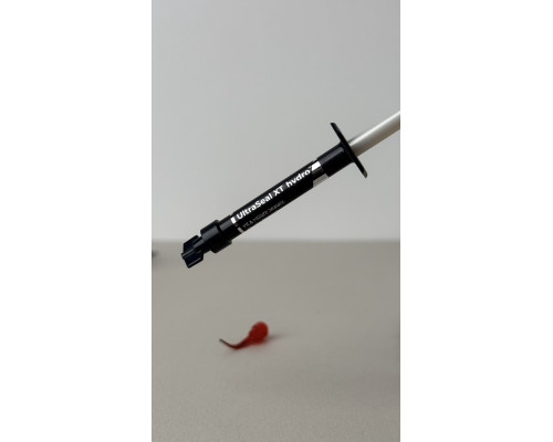Ultraseal XT Hydro (Ультрасіл Ікс Гідро) герметик фісур, шприц 1,2мл, 26265 Ultradent OW шт.